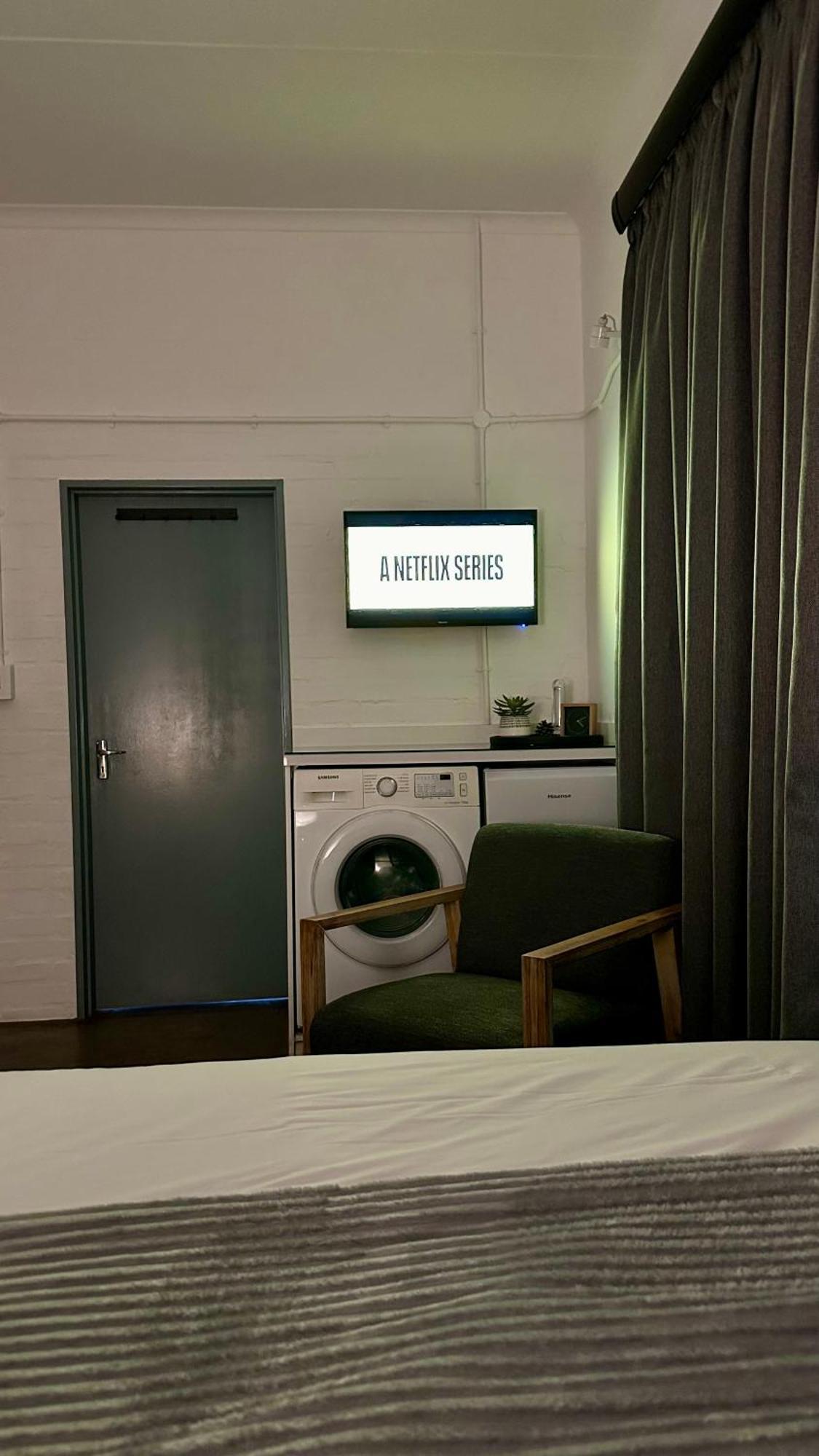 City Living Apartment 119 - Washer, 4K Tv, Fast Wifi, & Sunny Balcony Johannesburg Buitenkant foto