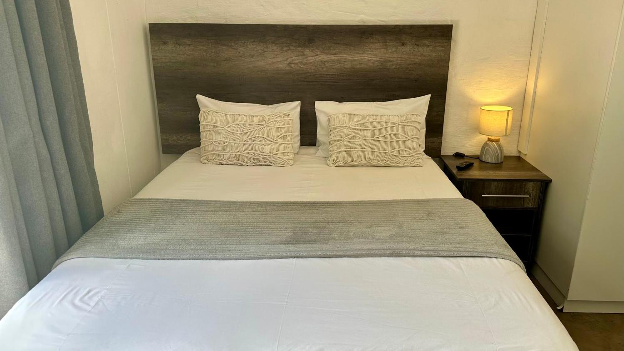 City Living Apartment 119 - Washer, 4K Tv, Fast Wifi, & Sunny Balcony Johannesburg Buitenkant foto